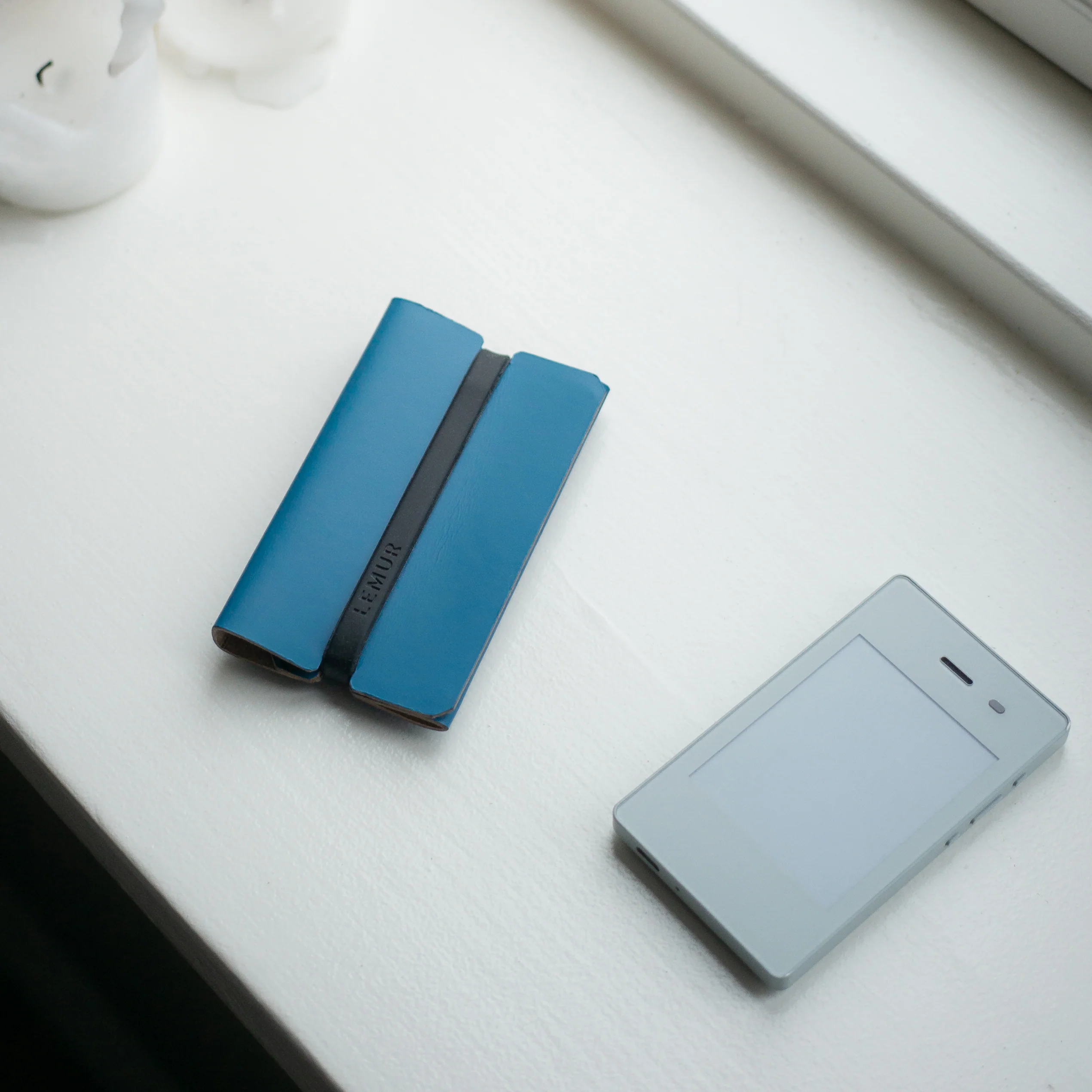 Lemur Cover - Light Phone II - Image 7